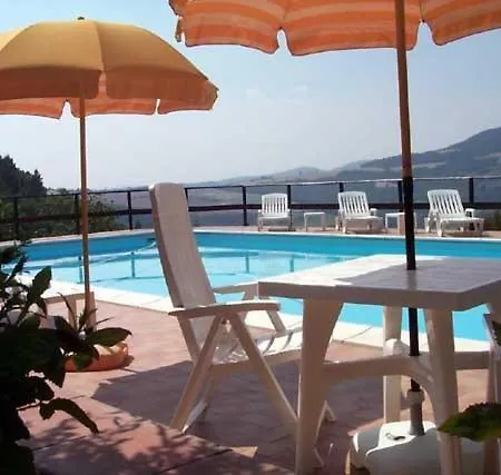 L'oasi Апарт-отель Пьяно-делле-Пьеве